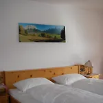 Gaestehaus Attenhauser 3*