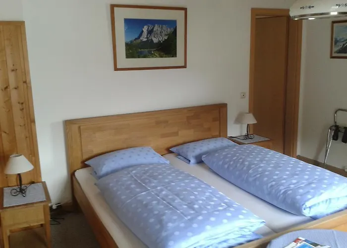 게스트하우스 Gaestehaus Attenhauser 3*