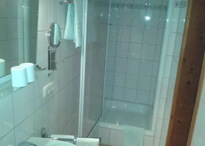 Gaestehaus Attenhauser 게스트하우스 3*
