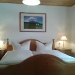 Gaestehaus Attenhauser 3*