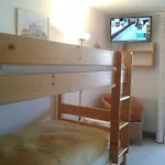 Konukevi Gaestehaus Attenhauser 3*