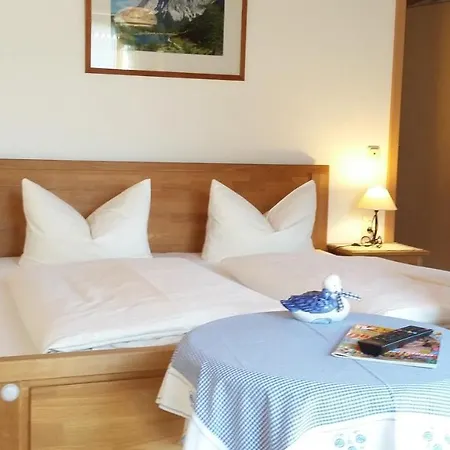 Gaestehaus Attenhauser Pensión 3*