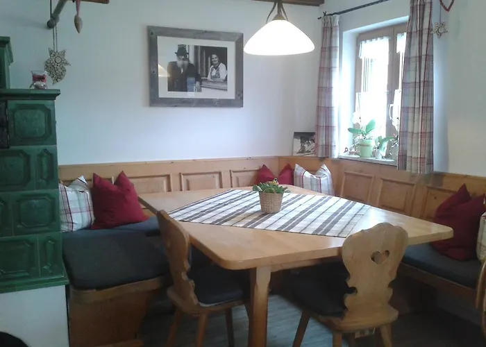 Pensión Gaestehaus Attenhauser Unterammergau