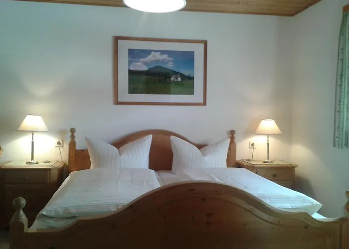 Gaestehaus Attenhauser 3*