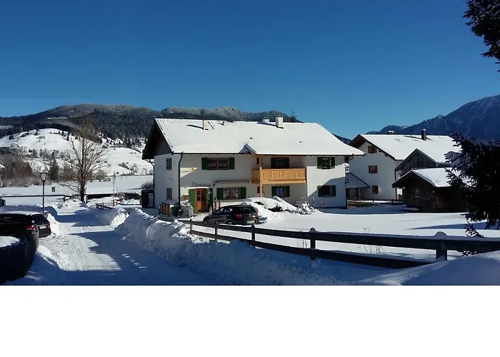 Affittacamere Gaestehaus Attenhauser